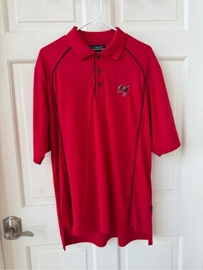 Men's Red Polo Shirt with Tampa Bay Buccaneers Logo Large